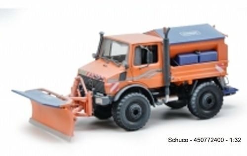 Schuco 450772400  -  Unimog U1600 "Winterdienst, zurück vom Einsatz", 1:32
