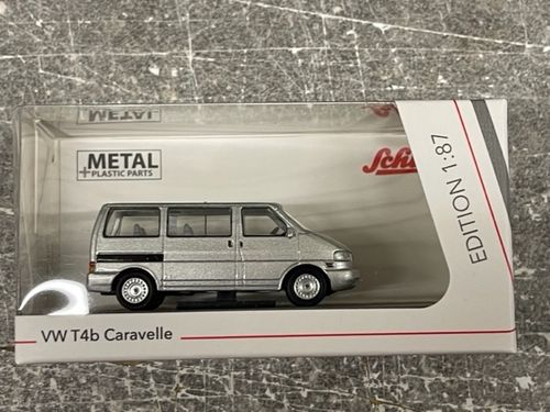 Schuco 452667500 VW T4b Bus Caravelle silber EDITION 1:87