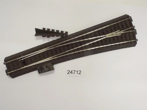 Märklin 24712 C-Gleis schlanke Weiche rechts, r1114,6 mm - 1 Stück