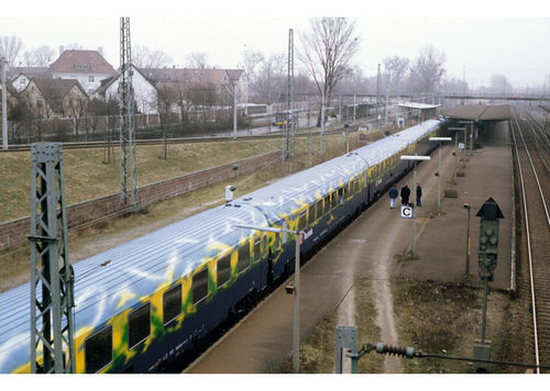 Märklin 87300 Spur Z Personenwagen-Set "Touristikzug"der DB AG