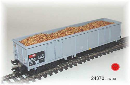 Trix 24370 Güterwagen Eaos mit Schlusslicht der SBB