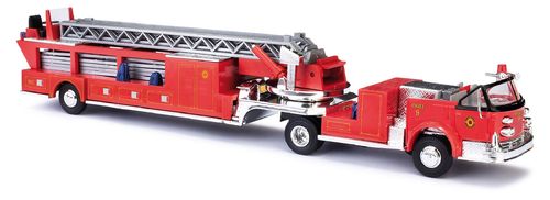 Busch 46031 Spur HO LaFrance Leitertrailer "Fire Department"